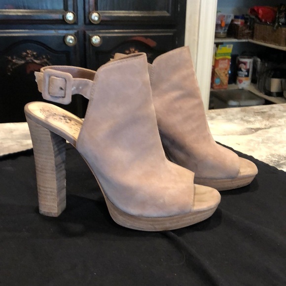 Vince Camuto Suede Platforms - Picture 2 of 12